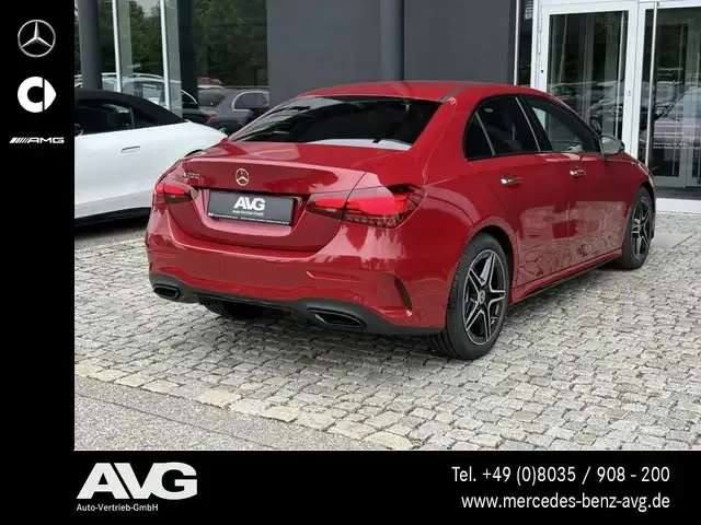 Mercedes-Benz A 200