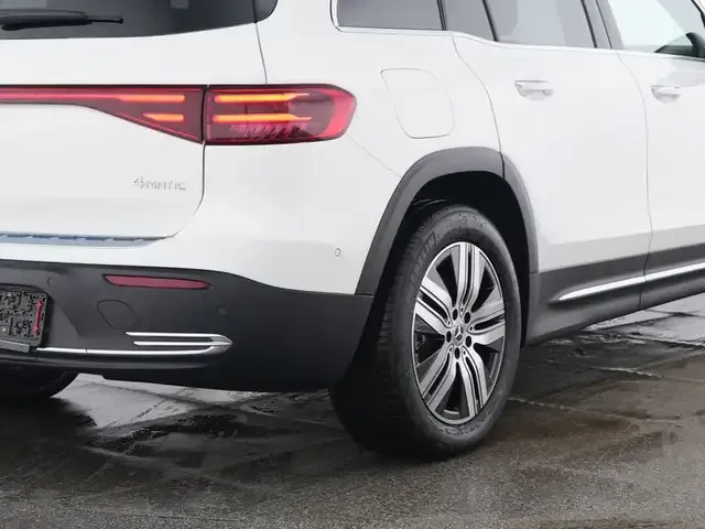 Mercedes-Benz EQB 350