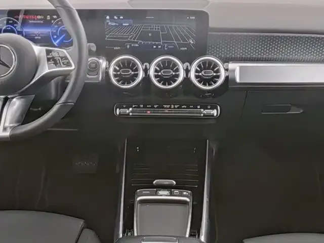 Mercedes-Benz EQB 350