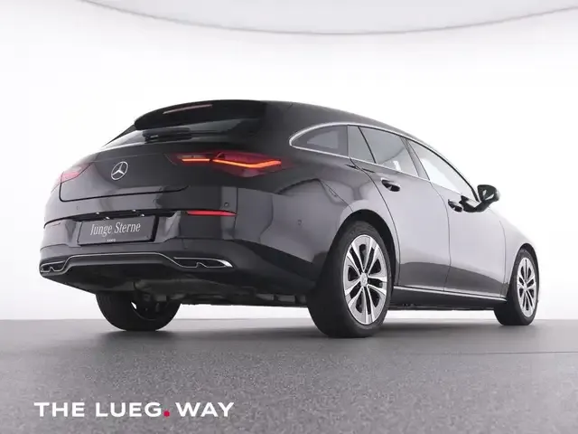 Mercedes-Benz CLA 180