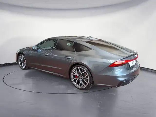 Audi S7