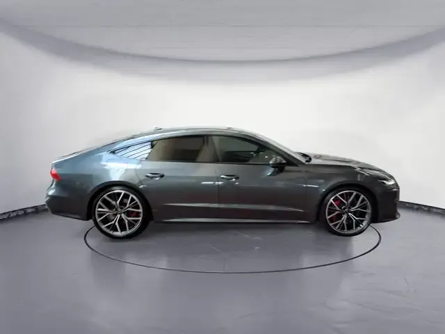 Audi S7