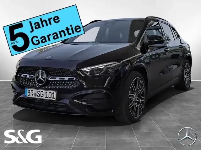 Mercedes-Benz GLA 220