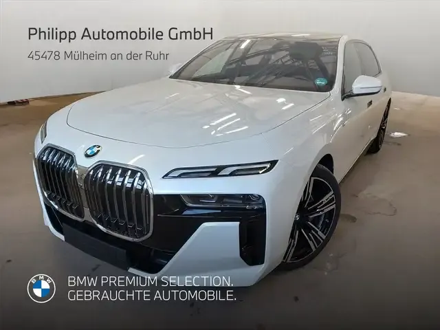 BMW 740
