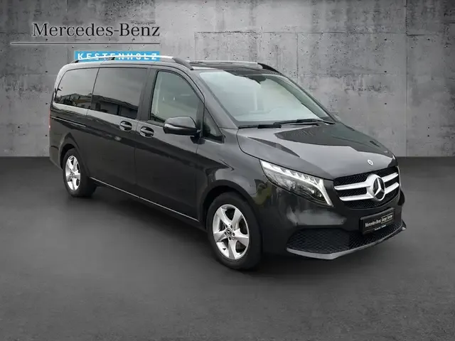 Mercedes-Benz V 220
