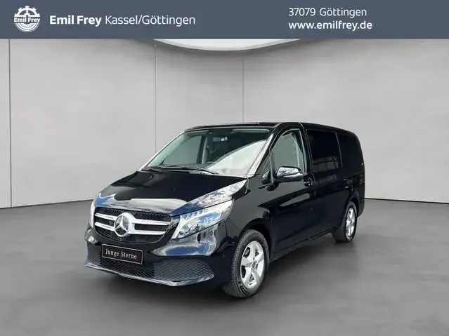 Mercedes-Benz V 220