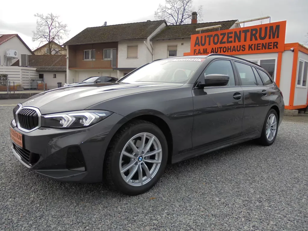 BMW 320