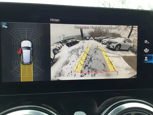 Mercedes-Benz GLB 200