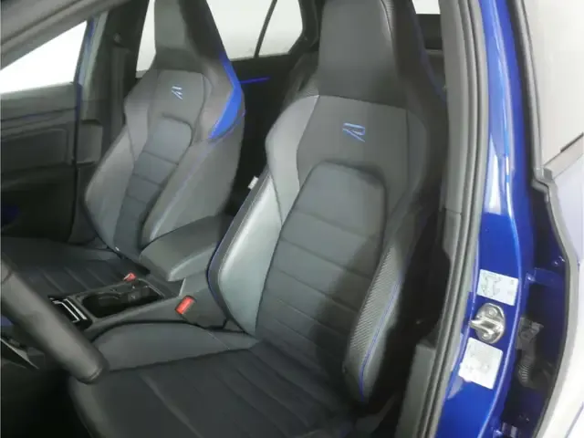 Volkswagen Golf R