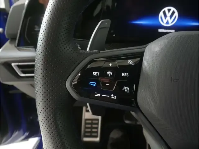 Volkswagen Golf R