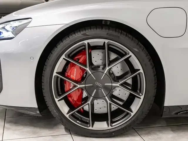 Audi RS e-tron GT