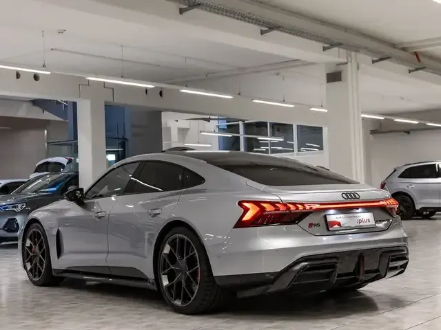 Audi RS e-tron GT