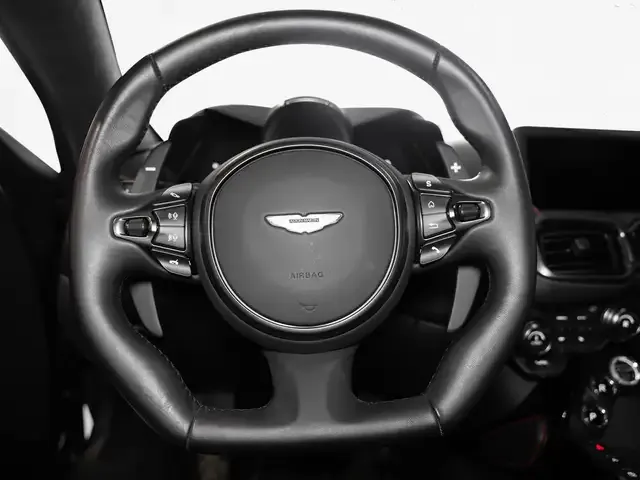 Aston Martin V8