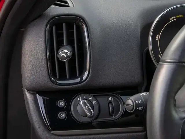 MINI Cooper SE Countryman