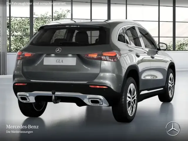 Mercedes-Benz GLA 220
