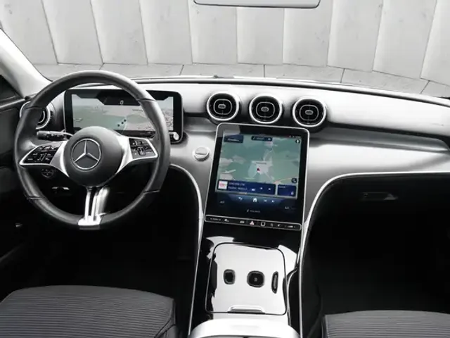 Mercedes-Benz EQE 350