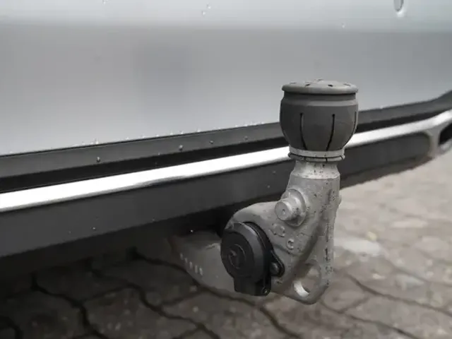 Mercedes-Benz EQE 350