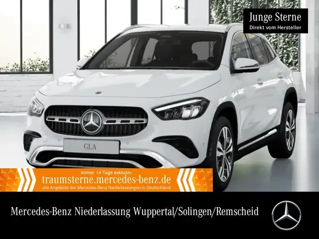 Mercedes-Benz GLA 220