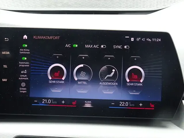 BMW 225