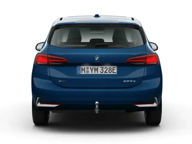 BMW 225