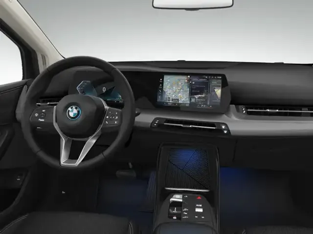 BMW 225