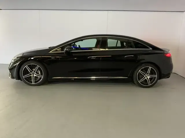 Mercedes-Benz EQE 53