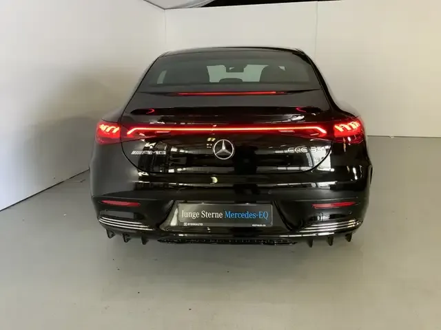 Mercedes-Benz EQE 53