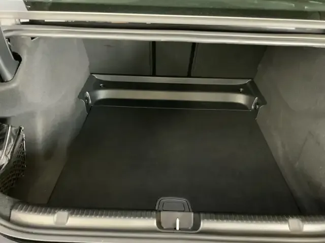 Mercedes-Benz EQE 53