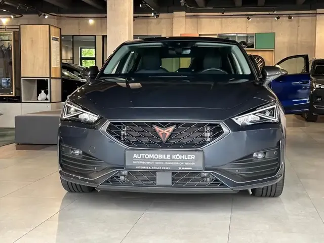 CUPRA Leon