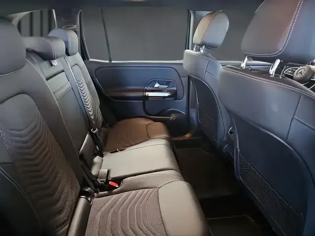 Mercedes-Benz GLB 200