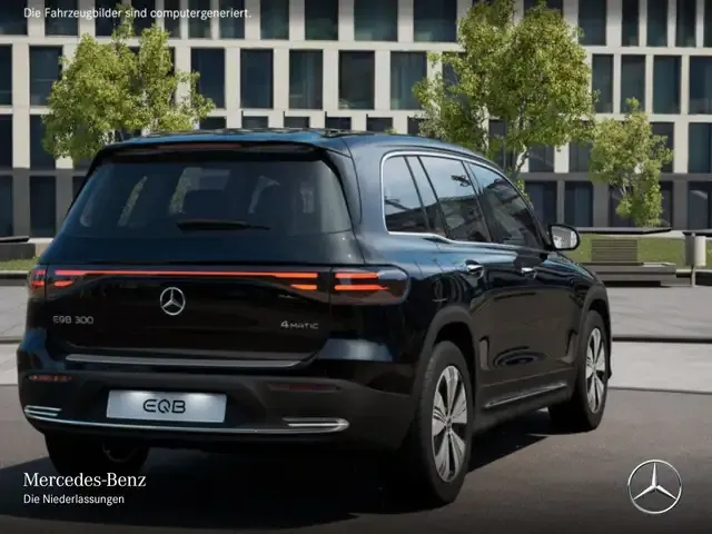 Mercedes-Benz EQB 300