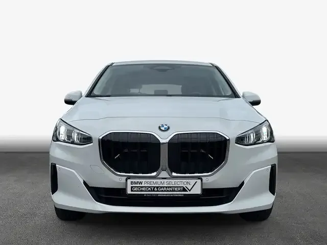 BMW 216