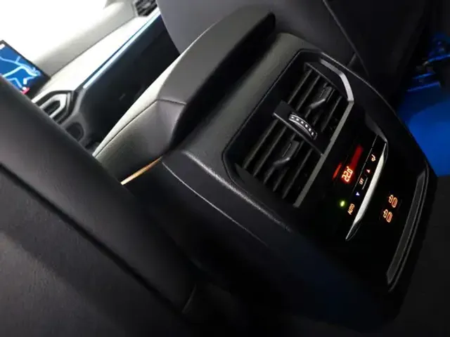 BMW 340