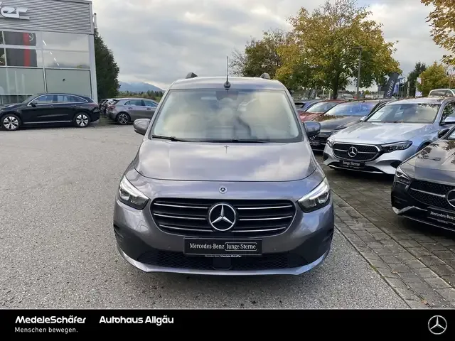 Mercedes-Benz Sonstiges
