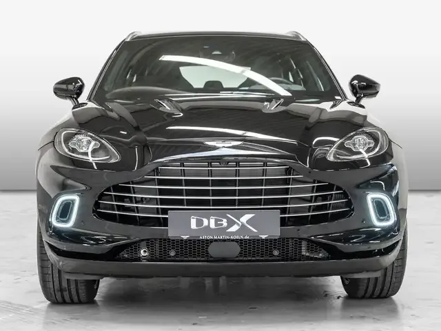 Aston Martin DBX