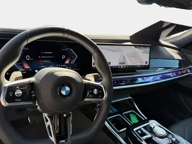 BMW 740