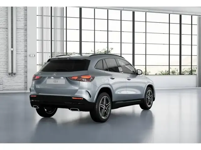 Mercedes-Benz GLA 180