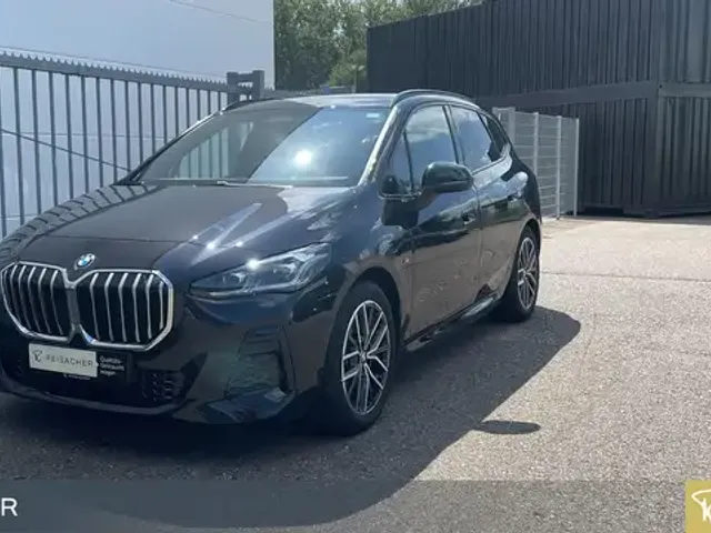BMW 220