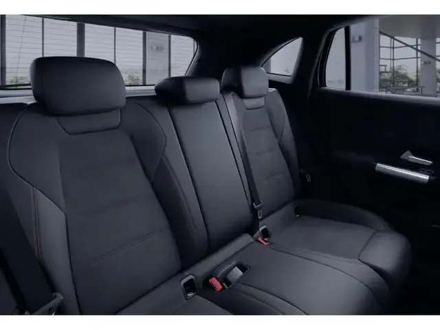 Mercedes-Benz GLA 180