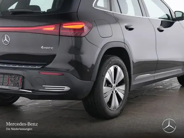 Mercedes-Benz EQA 300