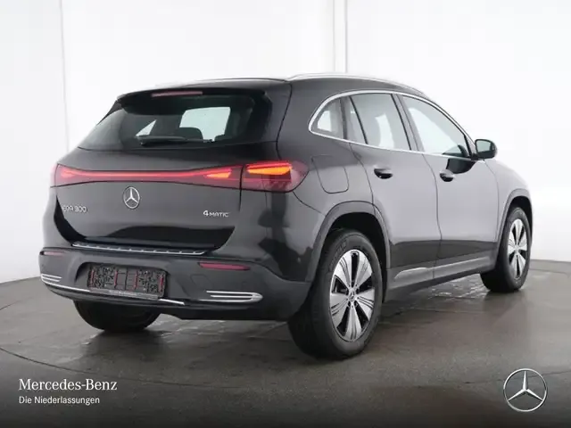 Mercedes-Benz EQA 300
