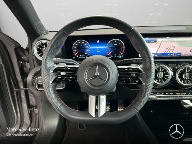 Mercedes-Benz A 220