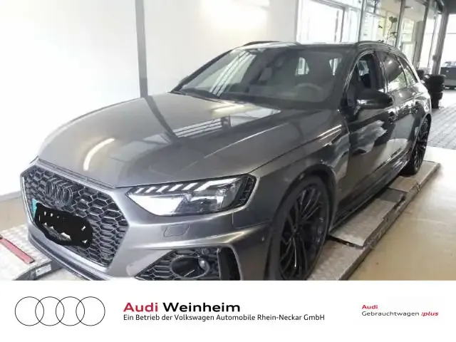 Audi RS4