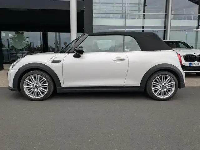 MINI Cooper Cabrio