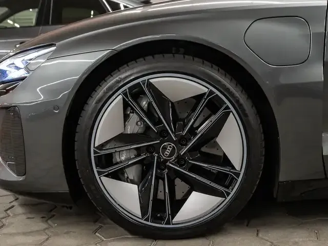 Audi RS e-tron GT
