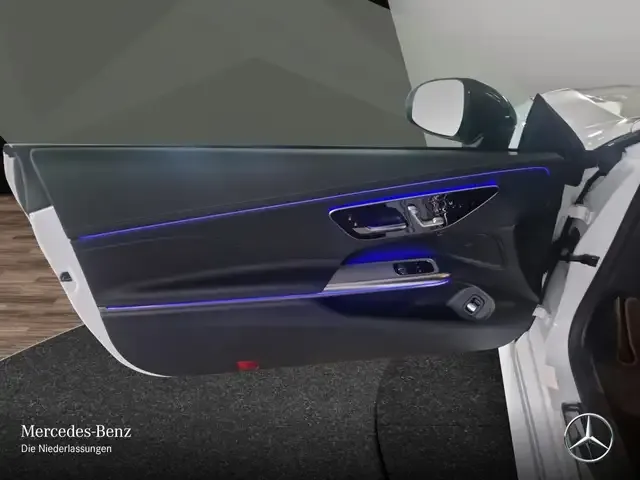 Mercedes-Benz CLE 200