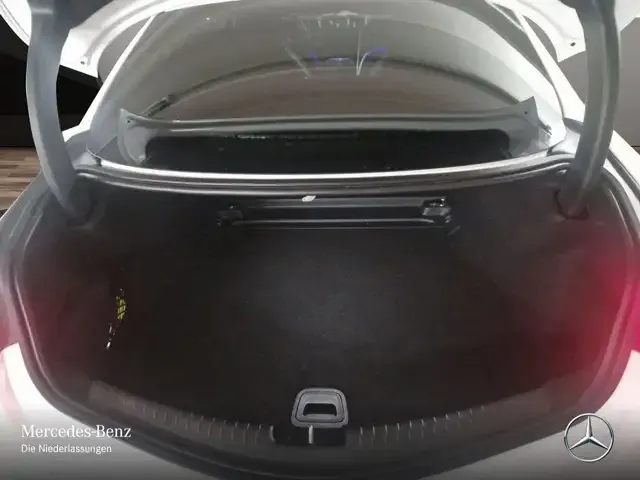 Mercedes-Benz CLE 200