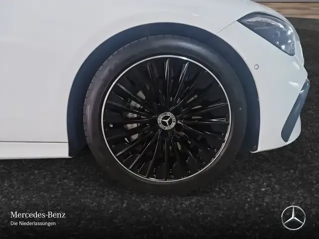 Mercedes-Benz CLE 200
