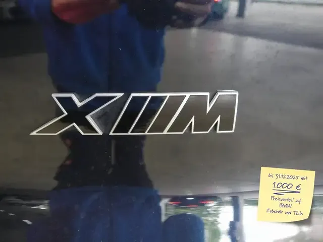 BMW XM