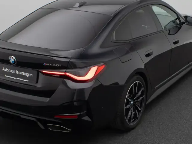 BMW 440
